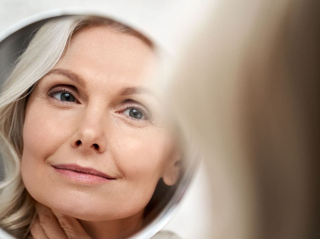 Read more about the article Deep Plane Facelift Procedure, Recovery, and Cost 